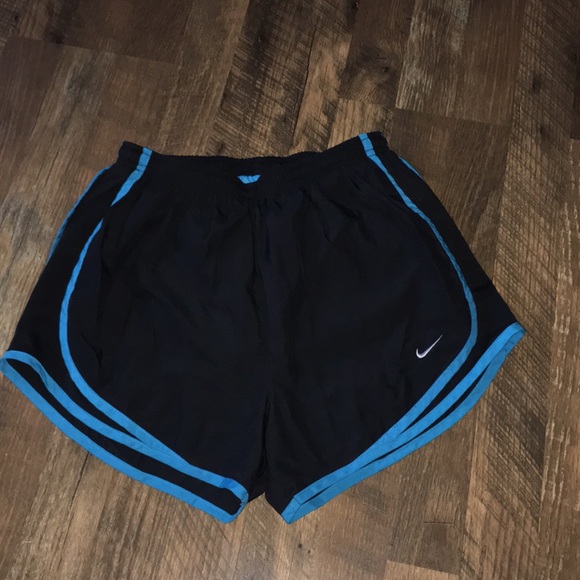 black and blue nike shorts